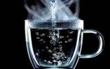 جادوی نوشیدن یک لیوان  آب گرم